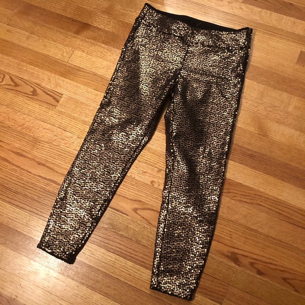 Amuse Society Gold Sequin Skinny Ankle Pants NWT